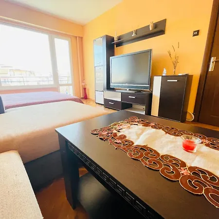 Apartman The Flower Várna